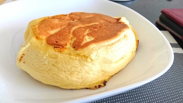 重曹で作る フワフワしっとりパンケーキ レシピ 作り方 By よもやまだ話 クックパッド 簡単おいしいみんなのレシピが350万品