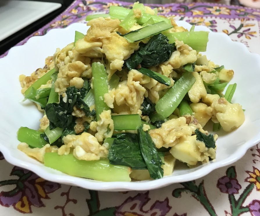 小松菜とふわふわ卵の炒め物の画像