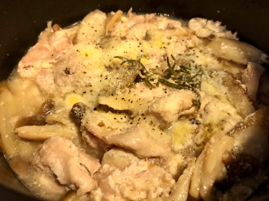 鶏肉とごぼうのヨーグルト煮の画像
