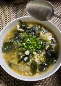 野菜たっぷり具沢山のトロトロ中華スープ