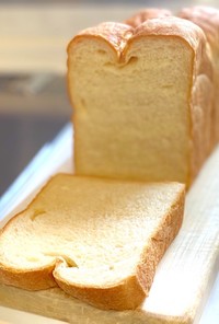 ミルクたっぷり✨バタートップ食パン