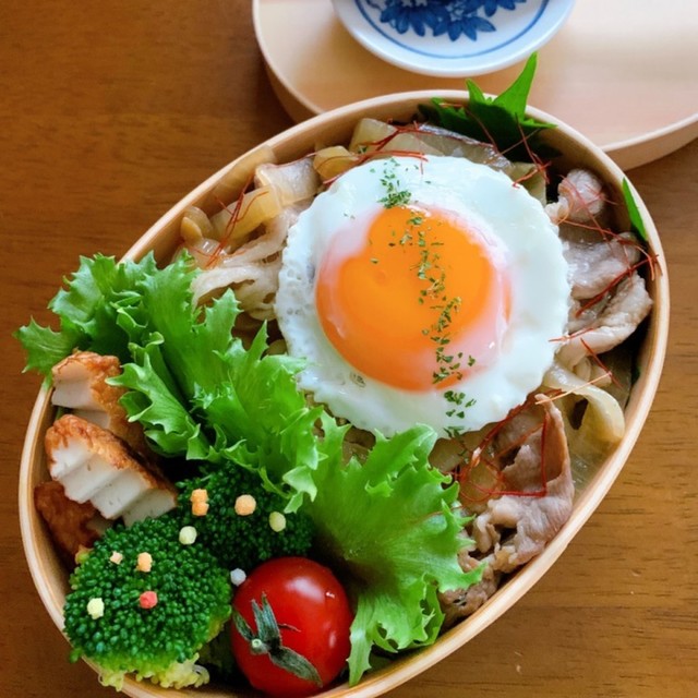 お弁当を可愛く 型抜き目玉焼き レシピ 作り方 By とまぷり クックパッド