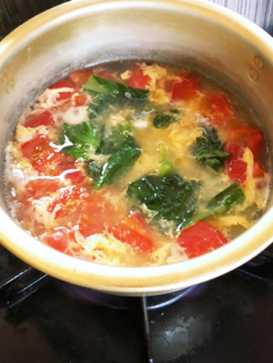 時短簡単トマト小松菜と卵のコンソメスープの画像