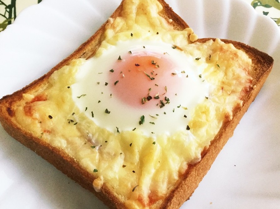 プルプル卵がたまらない♡カフェ風トーストの画像