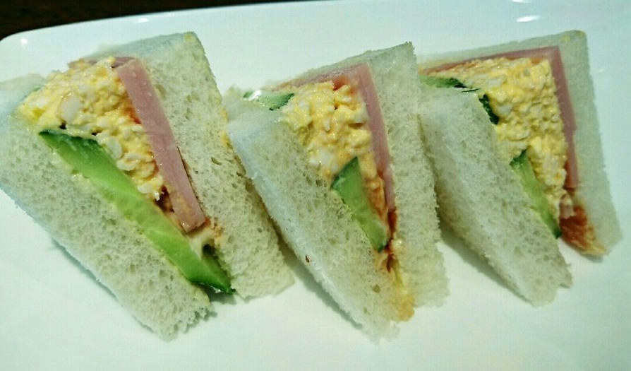 カフェ風☆ハムきゅうり玉子のサンドイッチの画像