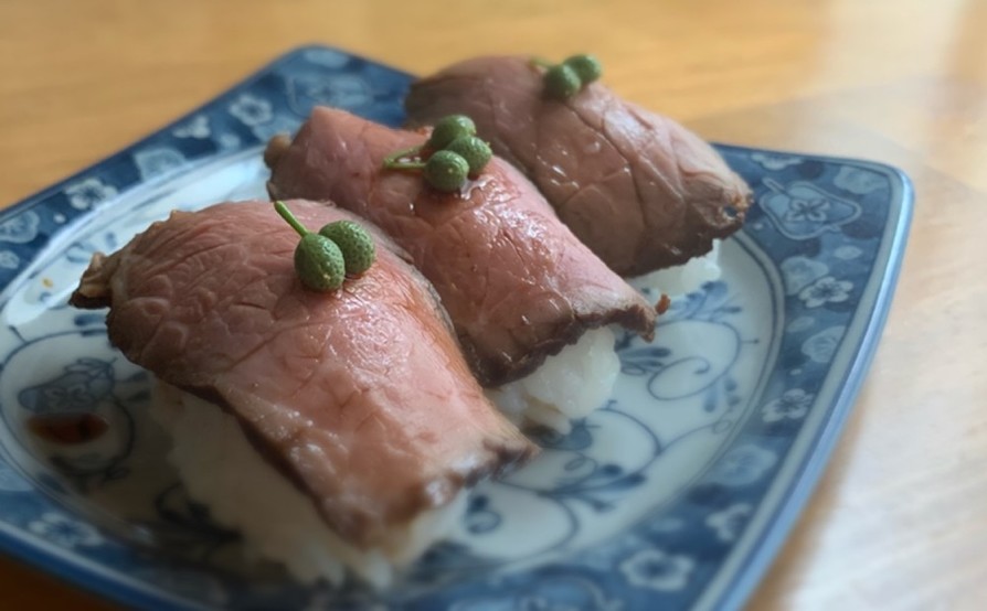 ローストビーフで「肉寿司」⁂実山椒添えの画像