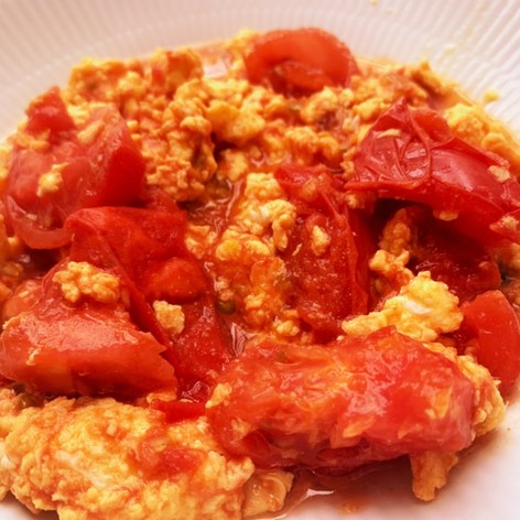 簡単！トマトと卵の炒め「西红柿炒鸡蛋」