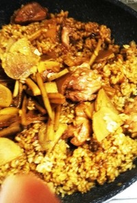 鶏肉と根菜の炊き込みご飯