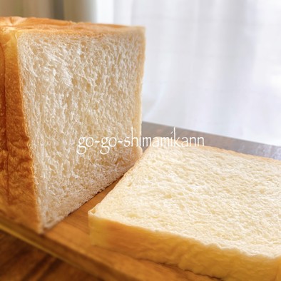 反則技　天然酵母の食パンの写真