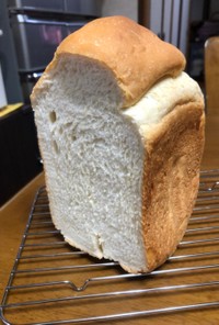 米粉と甘酒の食パン（HBで）