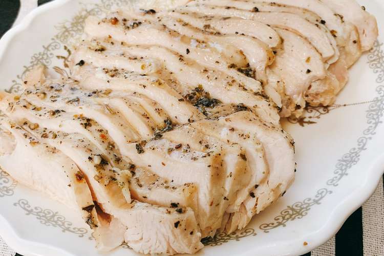 レンジで簡単しっとり自家製鶏ハム レシピ 作り方 By ちび坊ママ クックパッド 簡単おいしいみんなのレシピが373万品