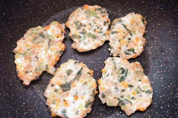 離乳食中期 後期 栄養満点おやき レシピ 作り方 By 五目おこわさちゃん クックパッド 簡単おいしいみんなのレシピが373万品