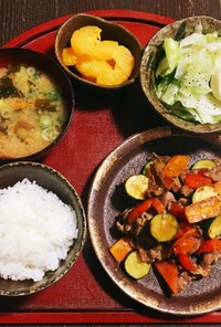 夏野菜と牛肉の炒め物定食