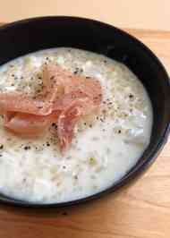 みんなが作ってる 鍋の残り チーズリゾットのレシピ クックパッド 簡単おいしいみんなのレシピが360万品