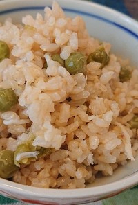 簡単❣️旬のうすい豆を土鍋で玄米ご飯