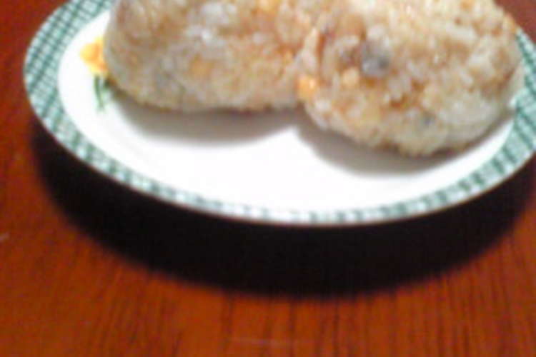 揚げ玉と梅干のおにぎり レシピ 作り方 By 兎盗賊団 クックパッド 簡単おいしいみんなのレシピが355万品