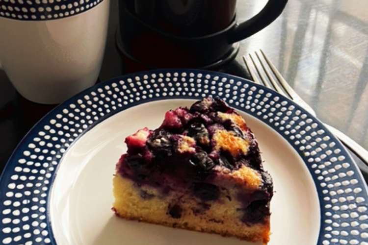 海外で作れるブルーベリーたっぷりケーキ レシピ 作り方 By 英国で日本食作る女 クックパッド