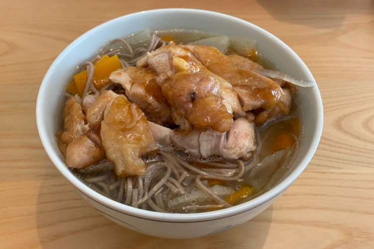 照り焼きチキンのせ蕎麦 まんぷく蕎麦 レシピ 作り方 By 薄味家族 クックパッド 簡単おいしいみんなのレシピが360万品