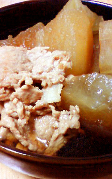 冬瓜と豚肉の煮物の写真