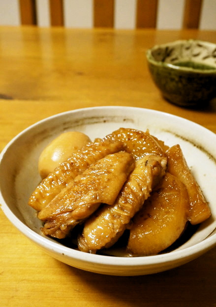 おふくろの味☆手羽先と大根の煮物の画像