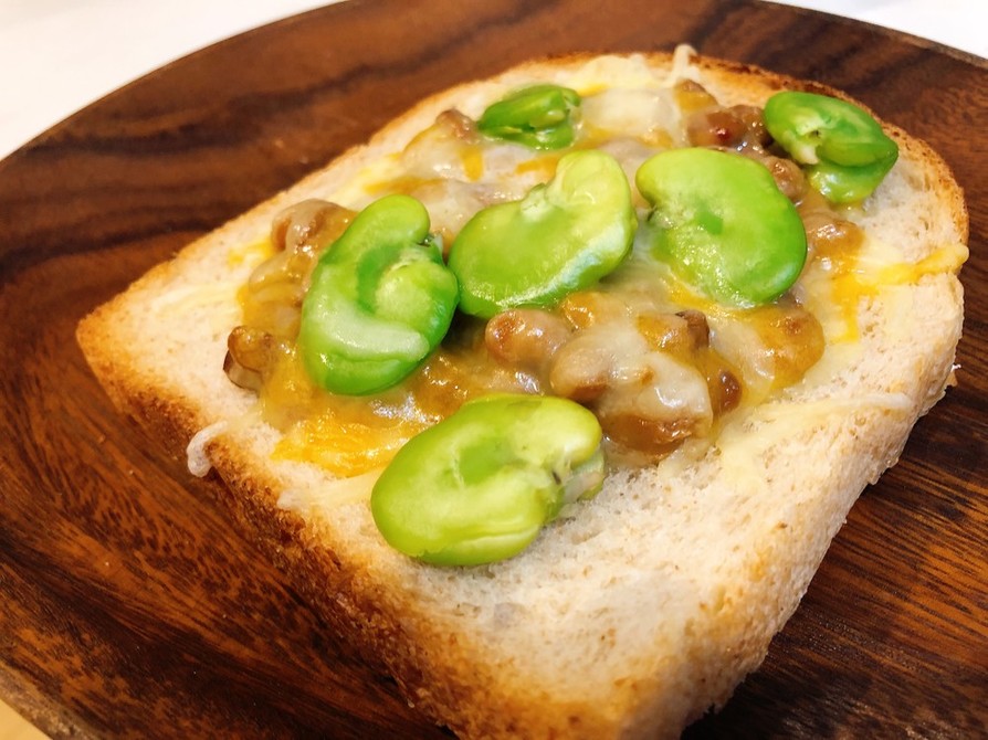 薬膳食パン⭐︎そらまめ納豆チーズトーストの画像