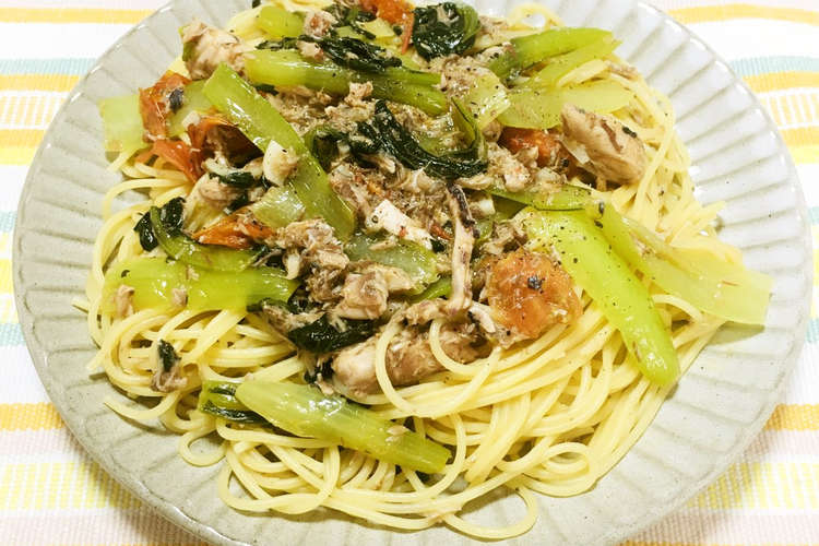さば缶と小松菜の塩辛パスタ レシピ 作り方 By ニチニチ製薬株式会社 クックパッド 簡単おいしいみんなのレシピが354万品