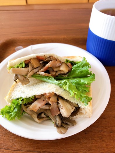 ホットサンド風サンドイッチの写真