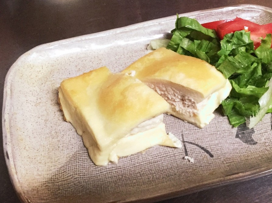 高野豆腐の鶏ひき肉詰の画像