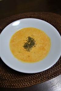 オマール海老のビスク風スープ