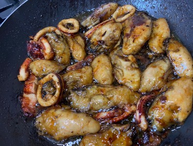 牡蠣(イカ)のオリーブオイル漬けの写真