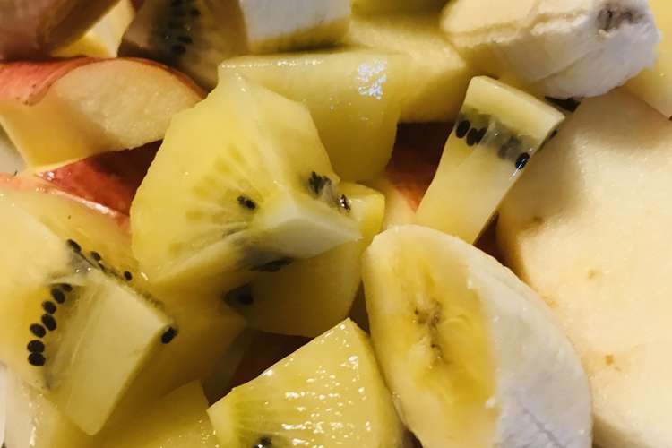お家フルーツ３個で３種フルーツの野趣盛り レシピ 作り方 By Bistromiti クックパッド 簡単おいしいみんなのレシピが357万品
