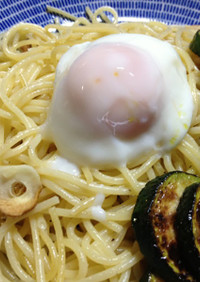 ズッキーニと卵のペペロンチーノ