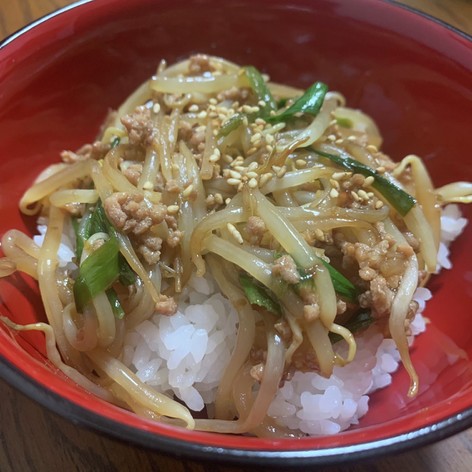 節約♡もやしと挽き肉のあんかけ丼