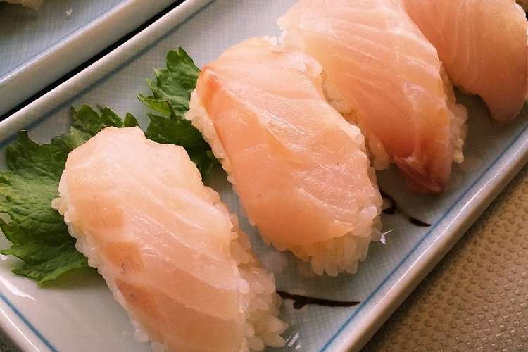 スズキのにぎり寿司 レシピ 作り方 By 横綱てらお クックパッド 簡単おいしいみんなのレシピが356万品