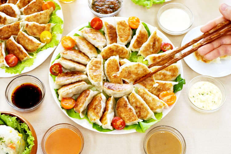 ディップ餃子パーティー レシピ 作り方 By 隆祥房 クックパッド 簡単おいしいみんなのレシピが376万品