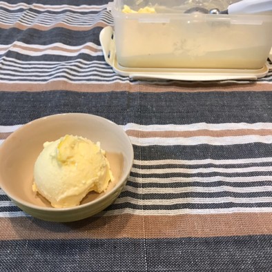 簡単濃厚　レモン&クリームチーズのアイスの写真