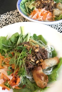 “ボブン”ベトナムのサラダ麺