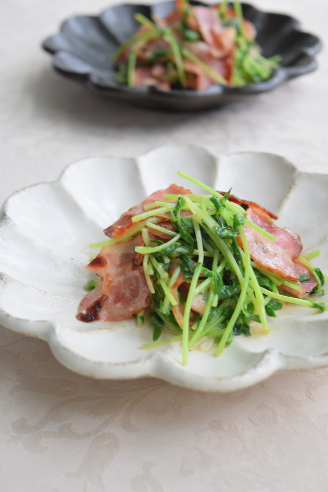 栄養満点☆豆苗とベーコンのマヨ炒めの画像