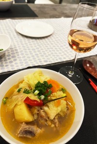 フィリピン式スペアリブのスープ