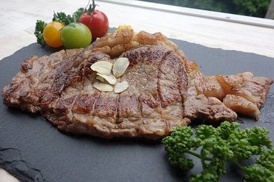 肉屋直伝☆ステーキの焼き方の写真