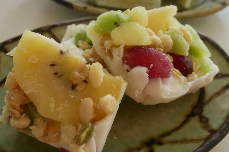 キウイとシリアルのヨーグルトバーク レシピ 作り方 By 花の首飾り クックパッド 簡単おいしいみんなのレシピが356万品