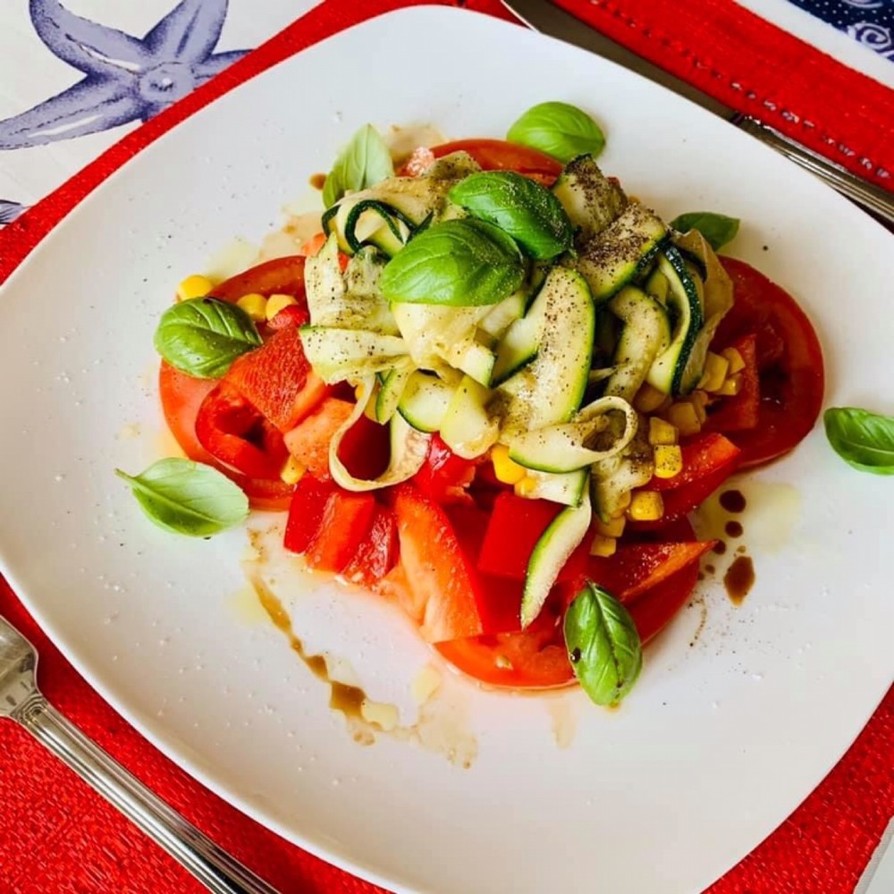ズッキーニの洋風サラダの画像