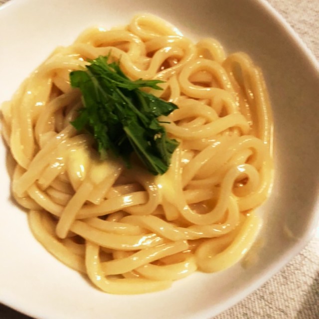 チンして混ぜるだけ 汁なしチーズうどん レシピ 作り方 By イチママ クックパッド 簡単おいしいみんなのレシピが352万品