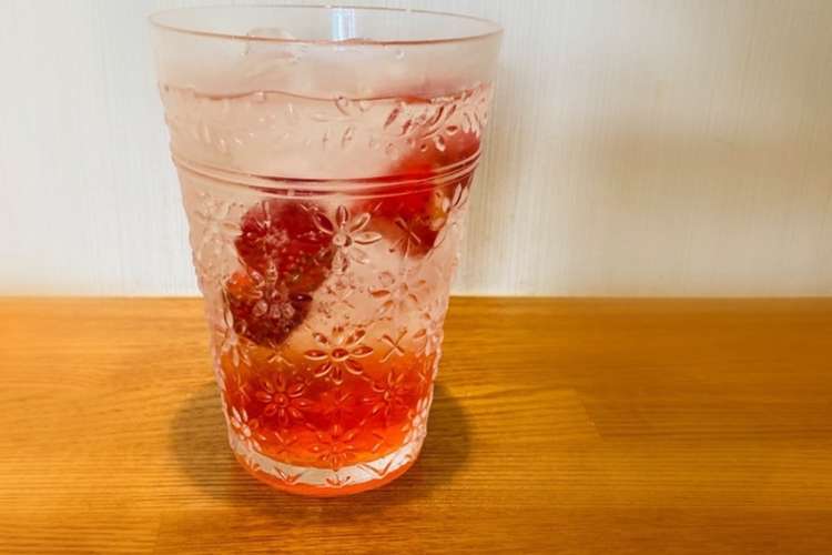 いちごソーダ レシピ 作り方 By Arayadesu クックパッド 簡単おいしいみんなのレシピが358万品