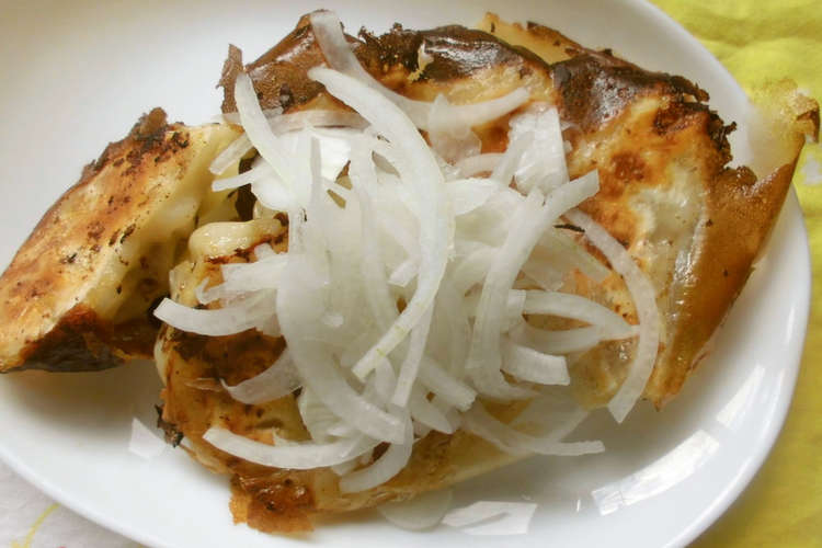 餃子にオニオンスライス レシピ 作り方 By 花時計咲いた クックパッド 簡単おいしいみんなのレシピが367万品