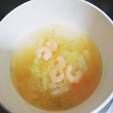 えびと白菜のコンソメスープ