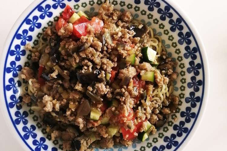 ひき肉と夏野菜 アレンジ 冷やし中華 レシピ 作り方 By 55nok 22 クックパッド 簡単おいしいみんなのレシピが356万品