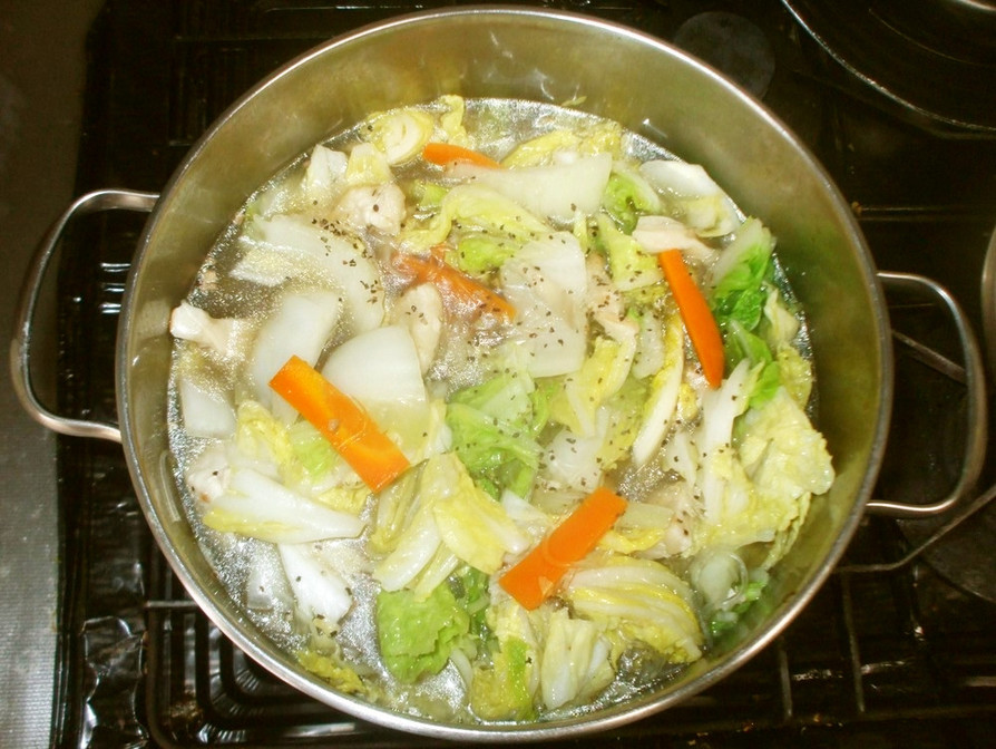 鶏むね肉白菜のコンソメ煮♪簡単やわらかいの画像