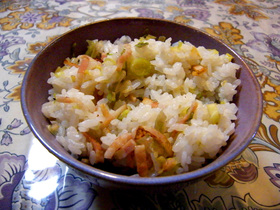 試して納得の みょうがベーコンご飯