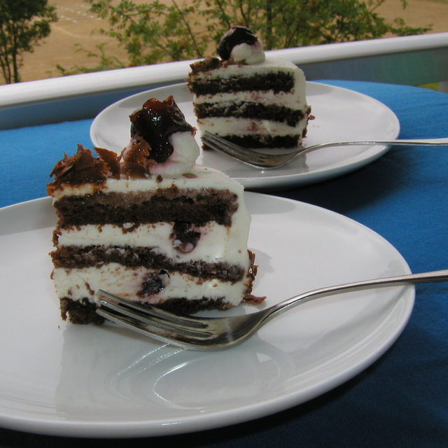 黒い森のケーキ レシピ 作り方 By ぽよ４ クックパッド 簡単おいしいみんなのレシピが350万品